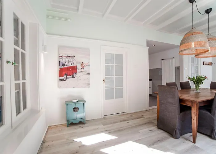 Brederode Studio's & *